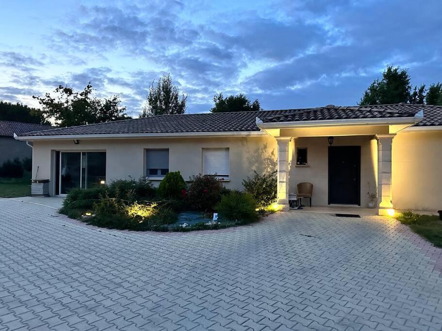 Appartement Prive Dans Villa Montauban Exteriér fotografie